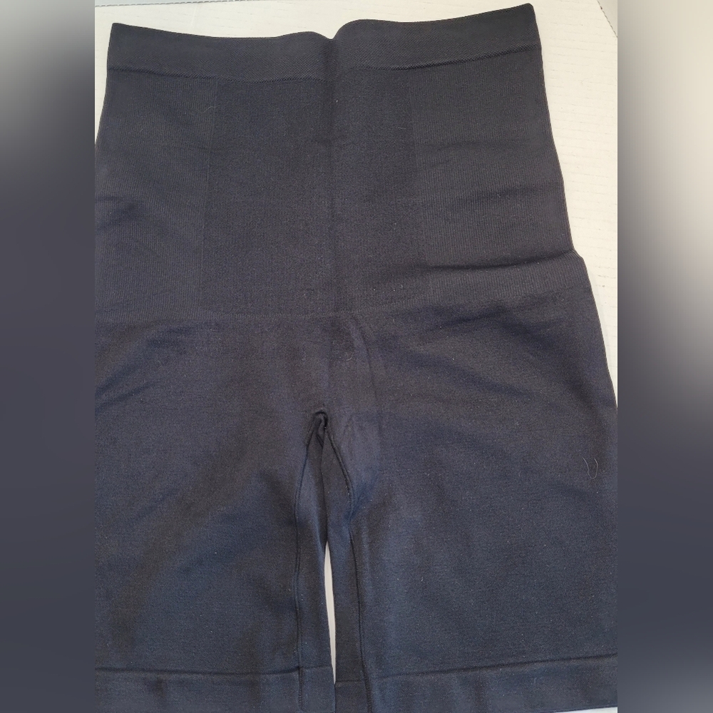 Shapermint Black High-Waisted Shapewear Shorts XL-XXLNew In pkg.